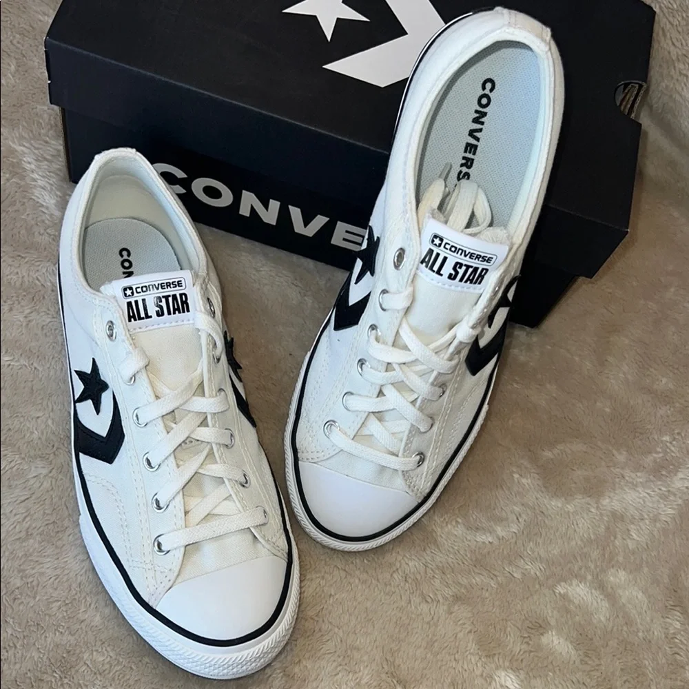 Converse All Star‎ White Sneakers